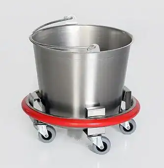 MCM 12 Qt. Kick Buckets/Sponge Receptacle | MCM 540