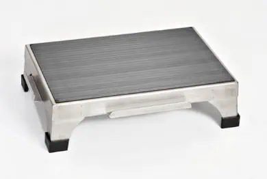 MCM Stacking/Interlocking Step Stool | MCM 140
